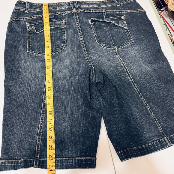 Venezia women's denim cotton pockets decorative seams Bermuda shorts 18/16 pics - Picture 10 of 16